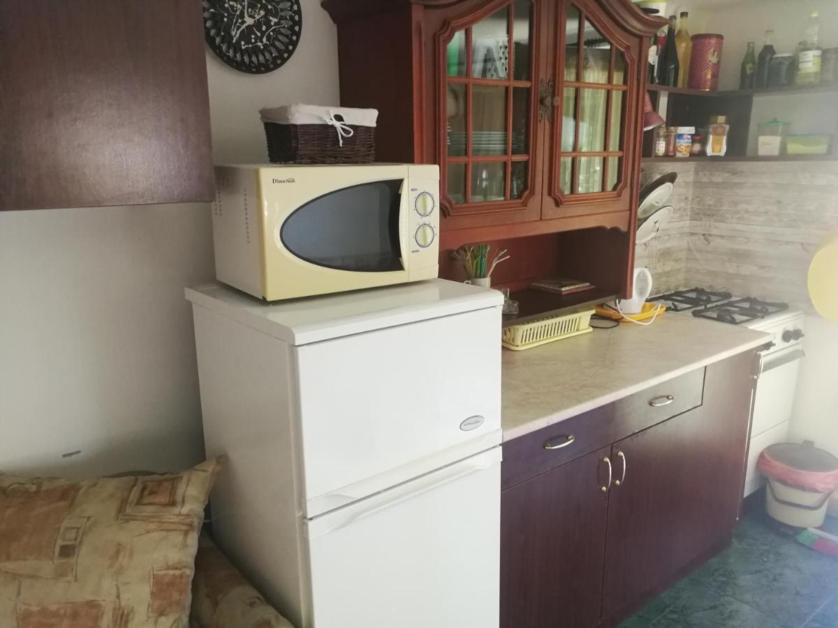 Kuckoz-Lak Hotell Balatonmáriafürdő Exteriör bild